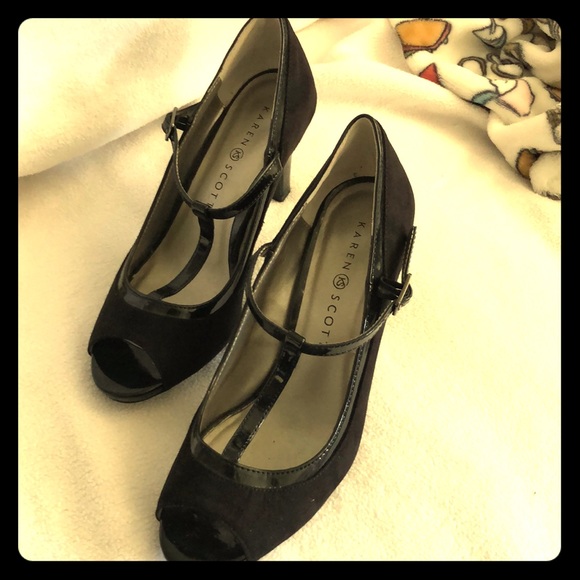 Karen Scott Shoes - Karen Scott Black peep toe pumps! Karen Scott Shoes - Karen Scott Black peep toe pumps!